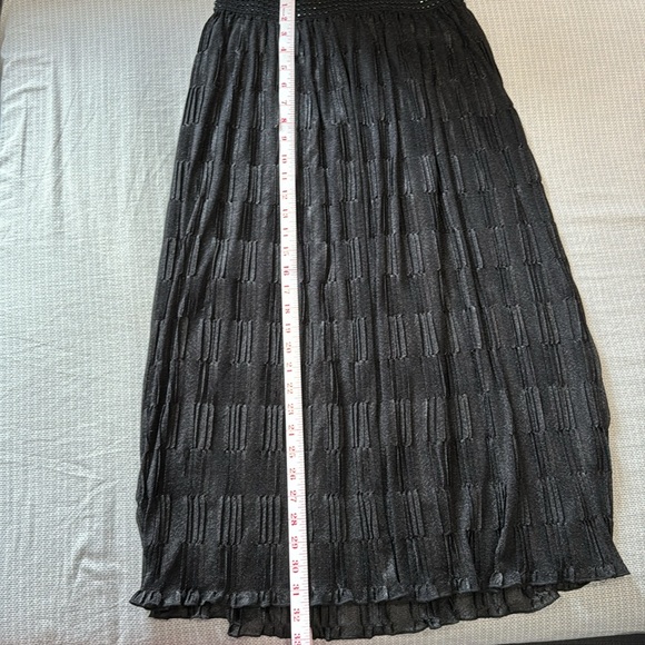 Rhinestone Belt Black Frilly Skirt - Perfect for both Work and Play - Picture 4 of 5